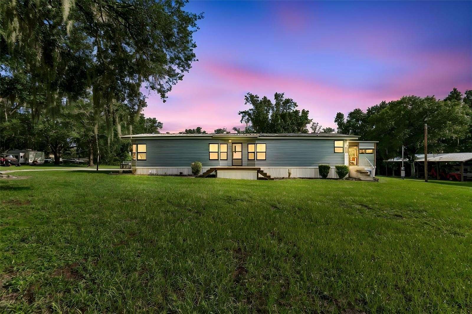 6 Acres of Land with Home for Sale in Lakeland, Florida