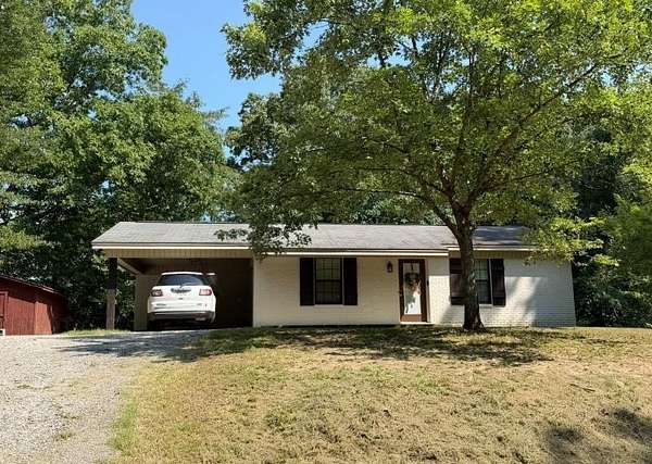5.3 Acres of Land with Home for Sale in Baldwyn, Mississippi