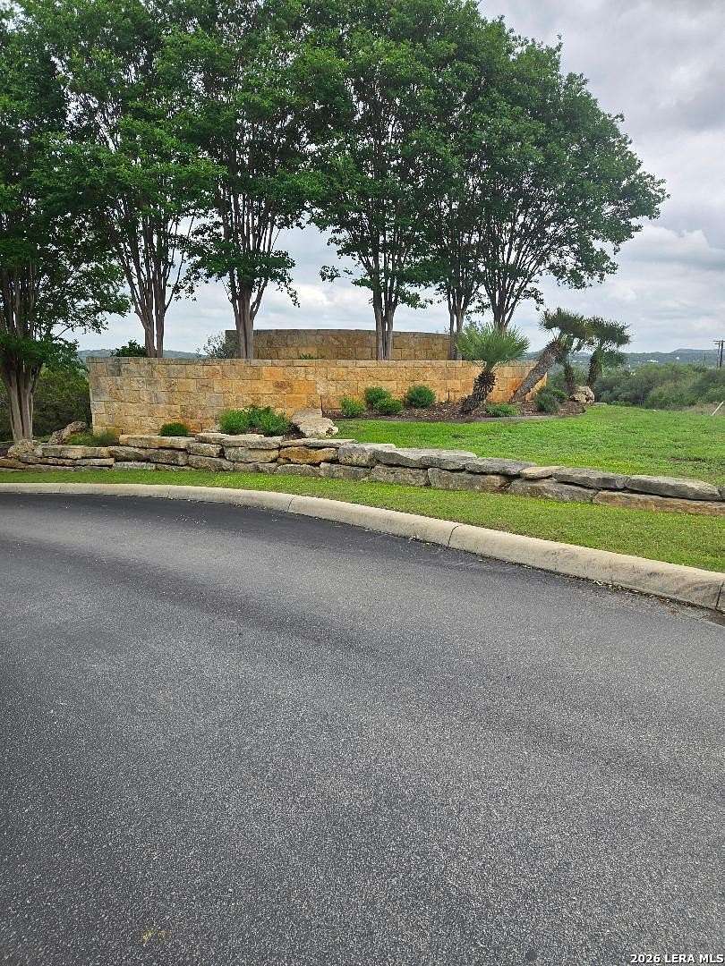 1.38 Acres of Residential Land for Sale in Canyon Lake, Texas