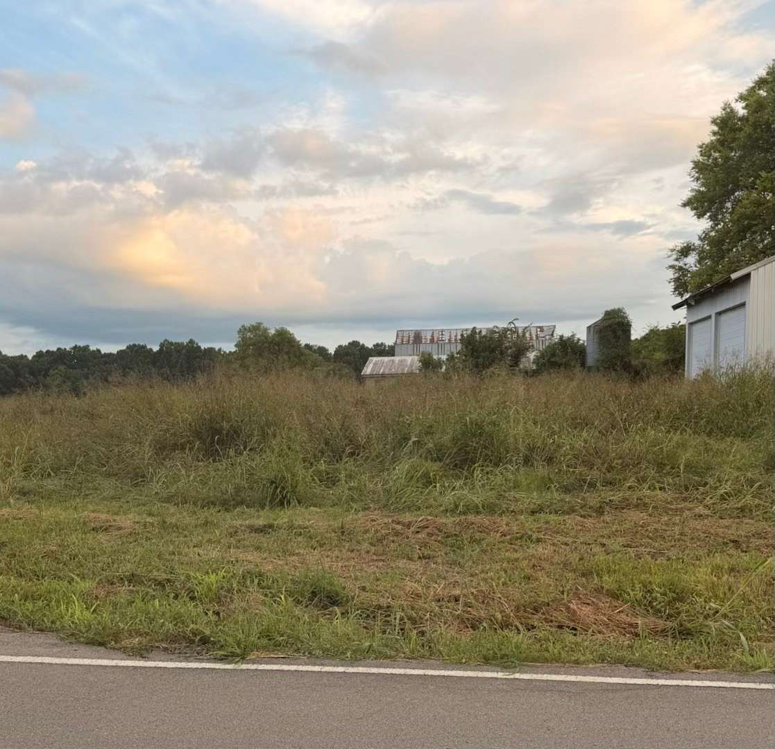 6.89 Acres of Residential Land for Sale in Christiana, Tennessee
