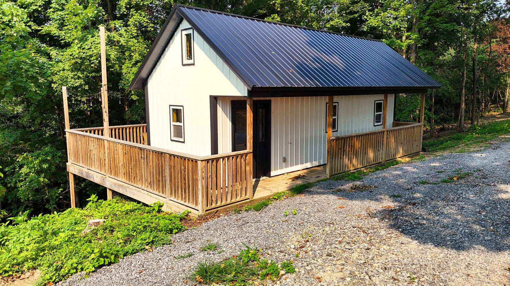 46.4 Acres of Recreational Land with Home for Sale in Bethpage, Tennessee