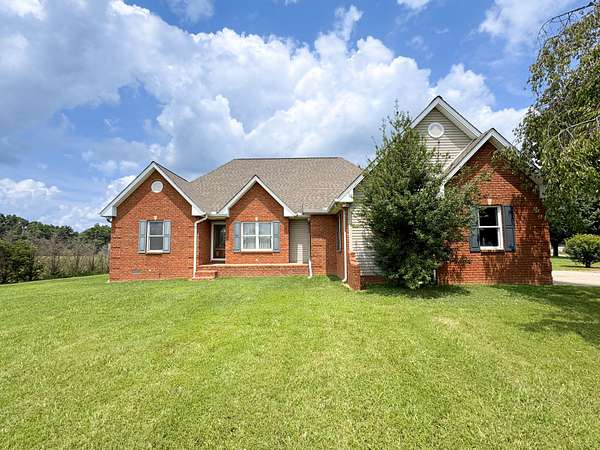 5 Acres of Land with Home for Sale in Lafayette, Tennessee