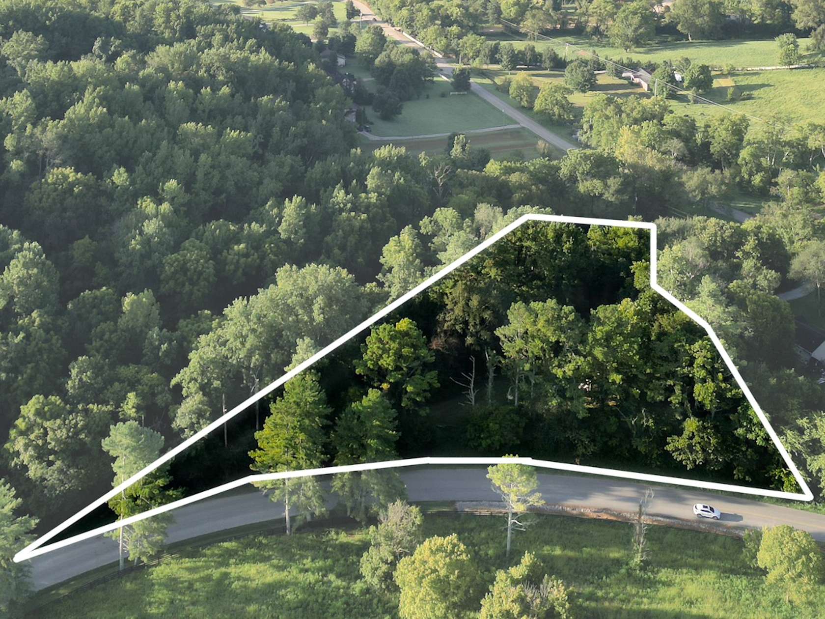 1.56 Acres of Residential Land for Sale in Columbia, Tennessee