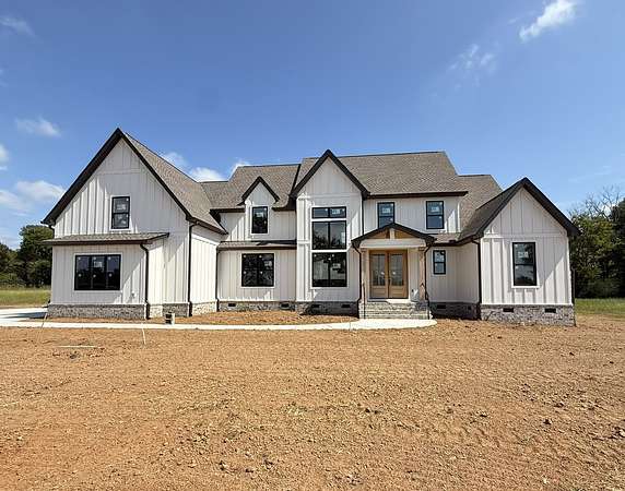 5.13 Acres of Land with Home for Sale in Lascassas, Tennessee