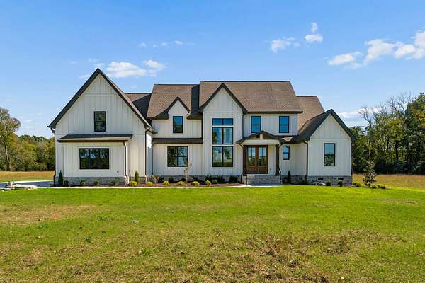 5.13 Acres of Land with Home for Sale in Lascassas, Tennessee