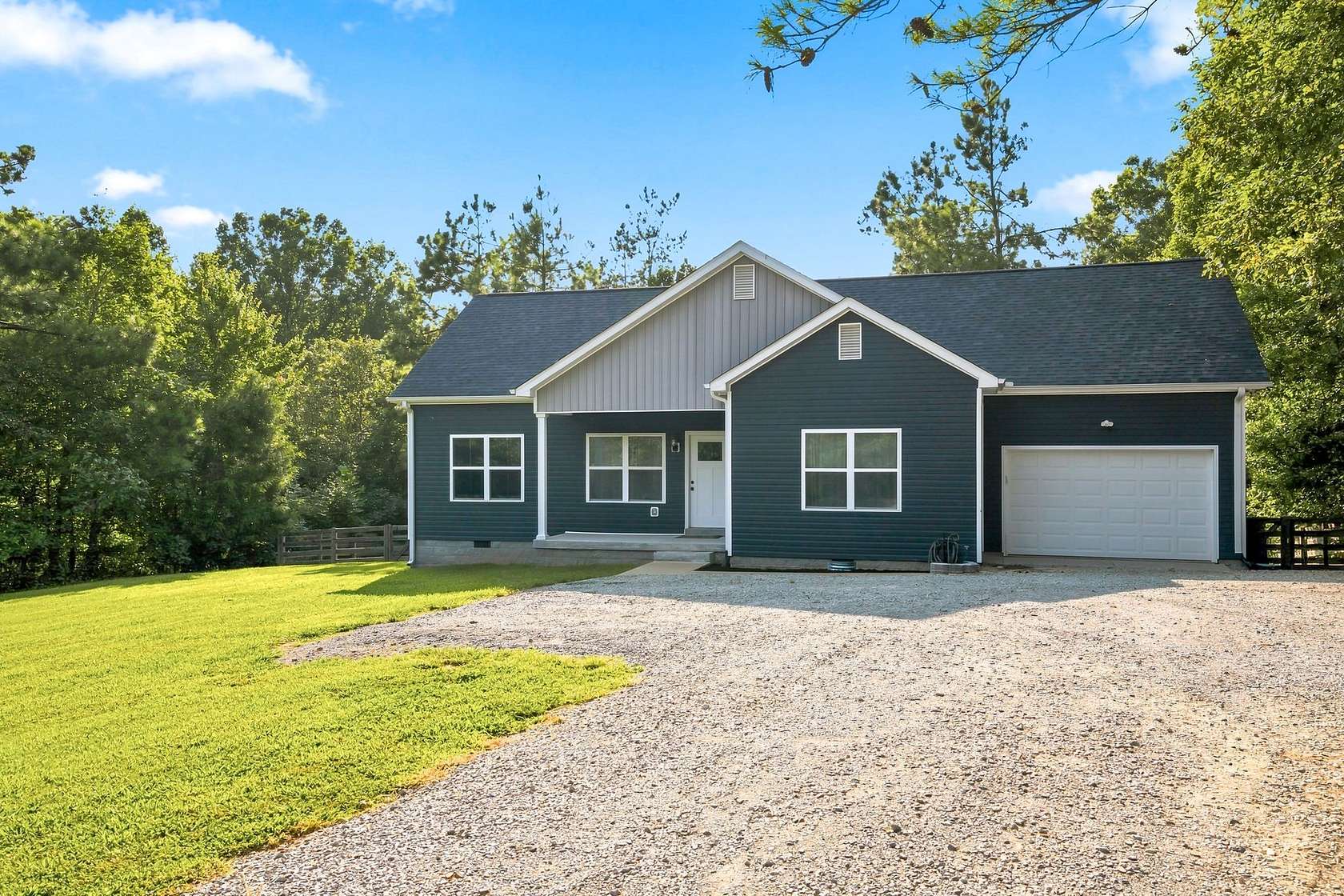 2 Acres of Land with Home for Sale in Nunnelly, Tennessee