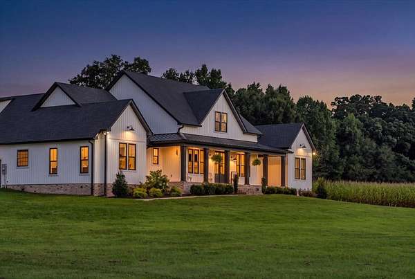 12 Acres of Land with Home for Sale in Hillsboro, Tennessee