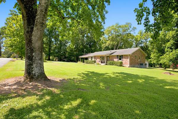 2 Acres of Improved Mixed-Use Land for Sale in Antioch, Tennessee