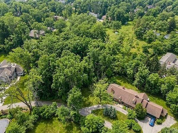 0.85 Acres of Residential Land for Sale in Northfield, Illinois