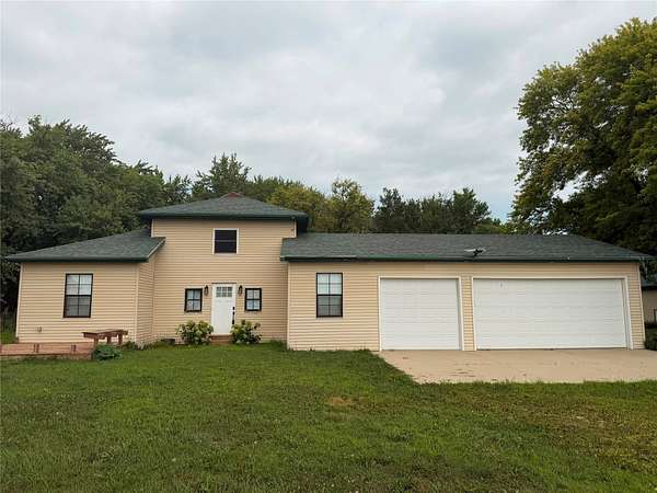4.4 Acres of Land with Home for Sale in Storm Lake, Iowa