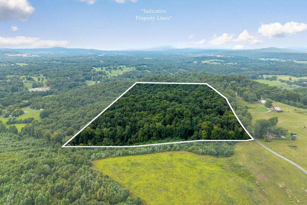 30 Acres of Land for Sale in Doyle, Tennessee