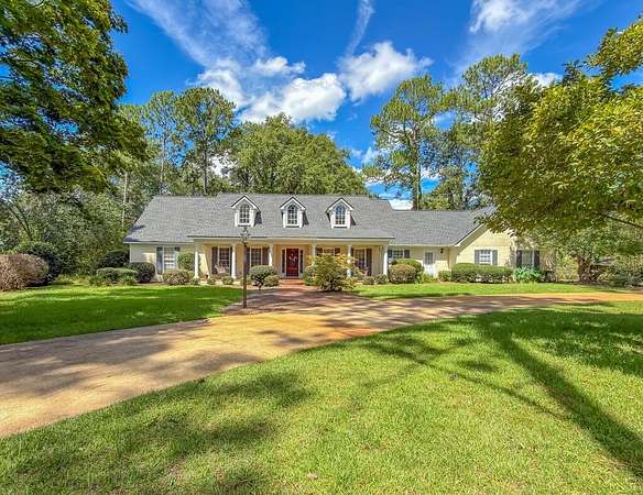 1.7 Acres of Land with Home for Sale in Bainbridge, Georgia