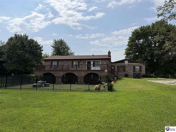 4.6 Acres of Land with Home for Sale in Vine Grove, Kentucky