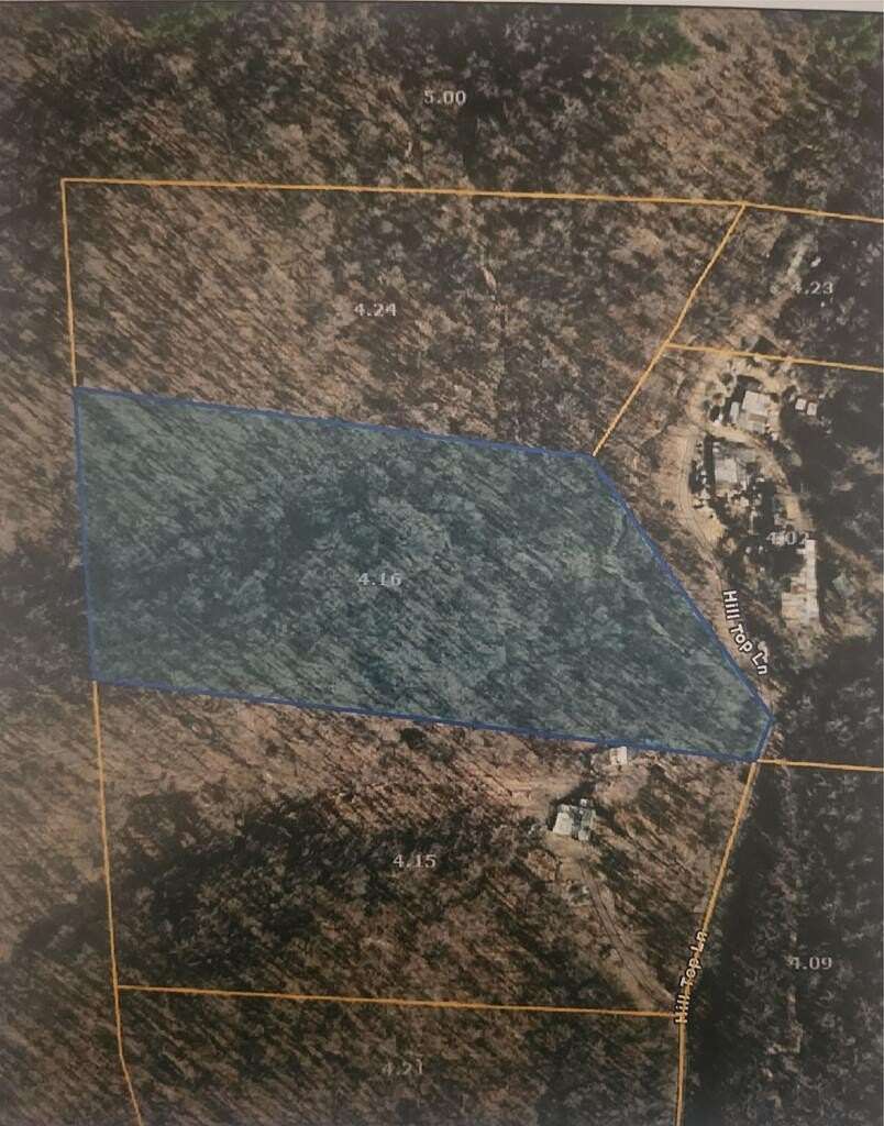 5 Acres of Land for Sale in Big Sandy, Tennessee