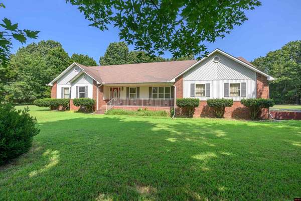 2.53 Acres of Land with Home for Sale in Mountain Home, Arkansas