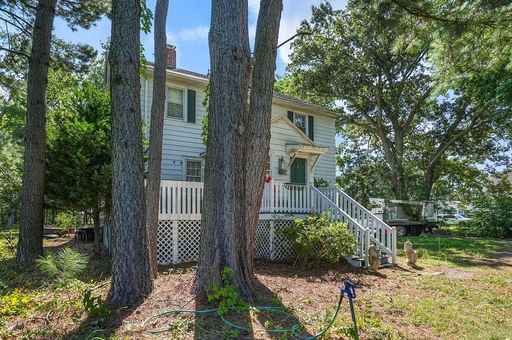 3.16 Acres of Land with Home for Sale in Hacksneck, Virginia