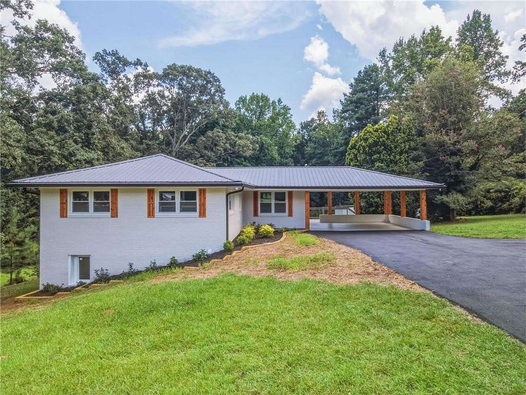 2.43 Acres of Land with Home for Sale in Dallas, Georgia