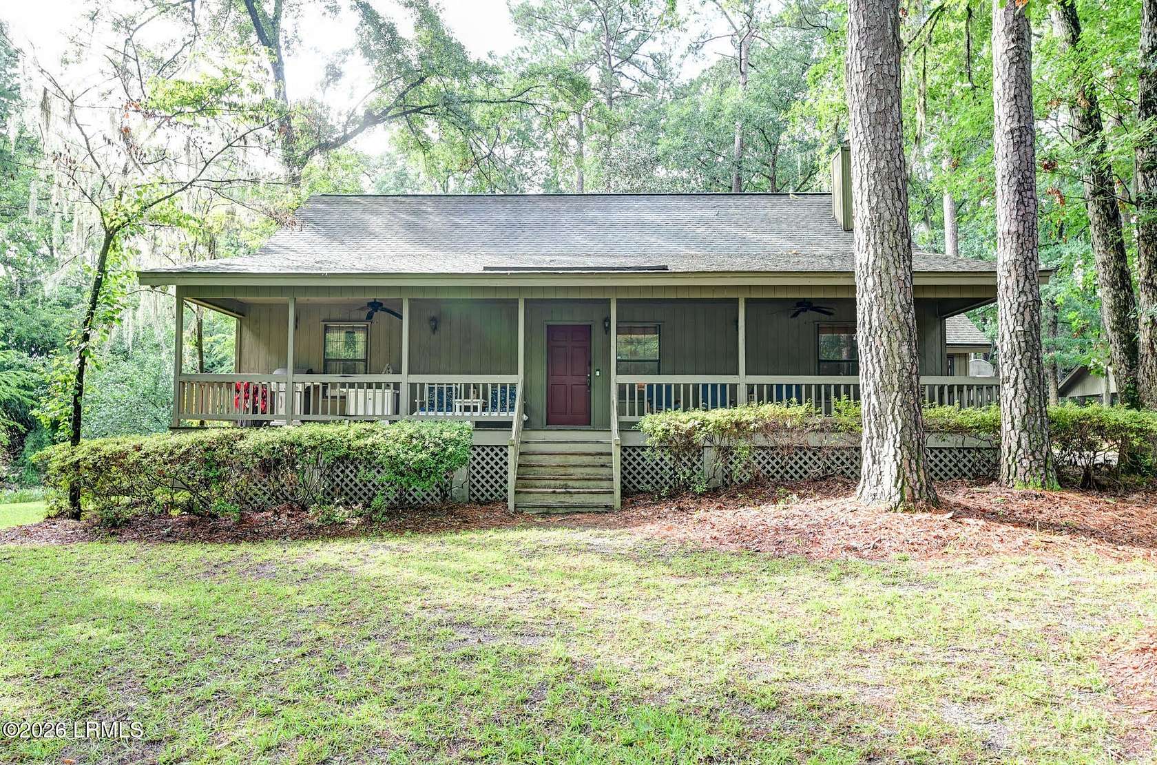 12.8 Acres of Recreational Land with Home for Sale in Ridgeland, South Carolina