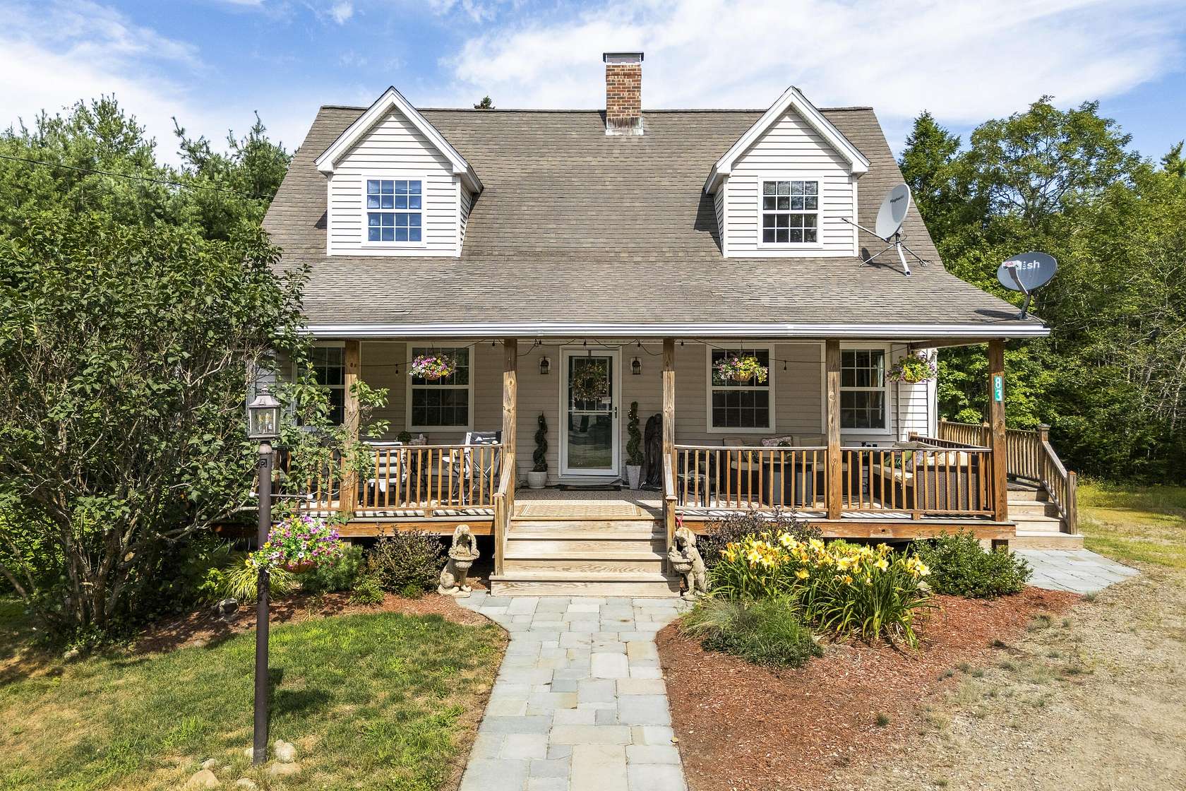 7.6 Acres of Land with Home for Sale in Bristol, Maine