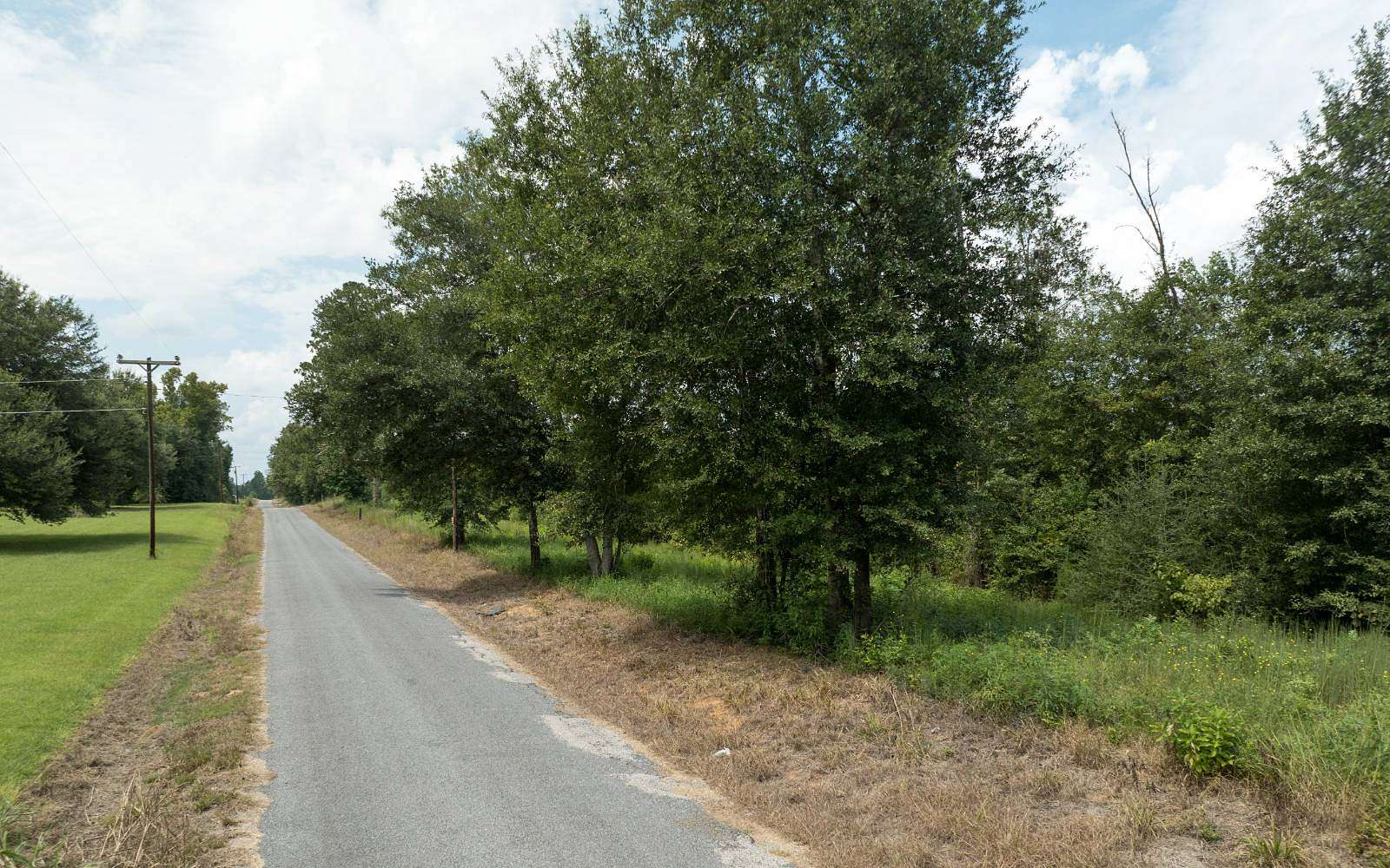 9.2 Acres of Residential Land for Sale in Reeves, Louisiana
