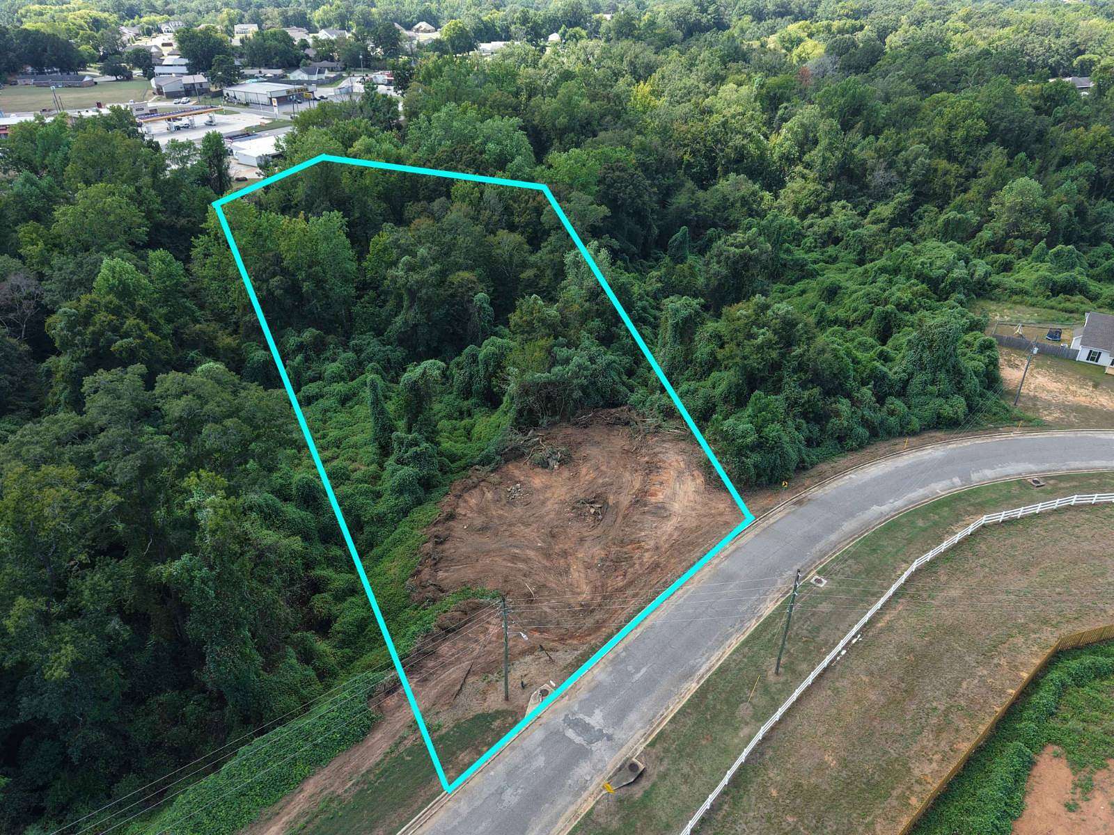 3.9 Acres of Residential Land for Sale in Moundville, Alabama