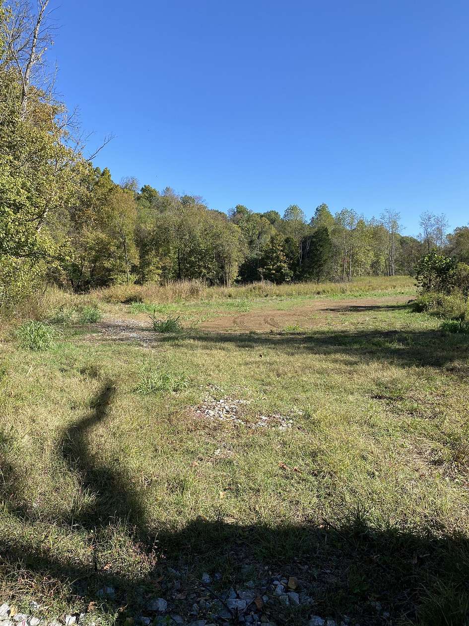 85 Acres of Recreational & Residential Land for Sale in Clarksville, Tennessee