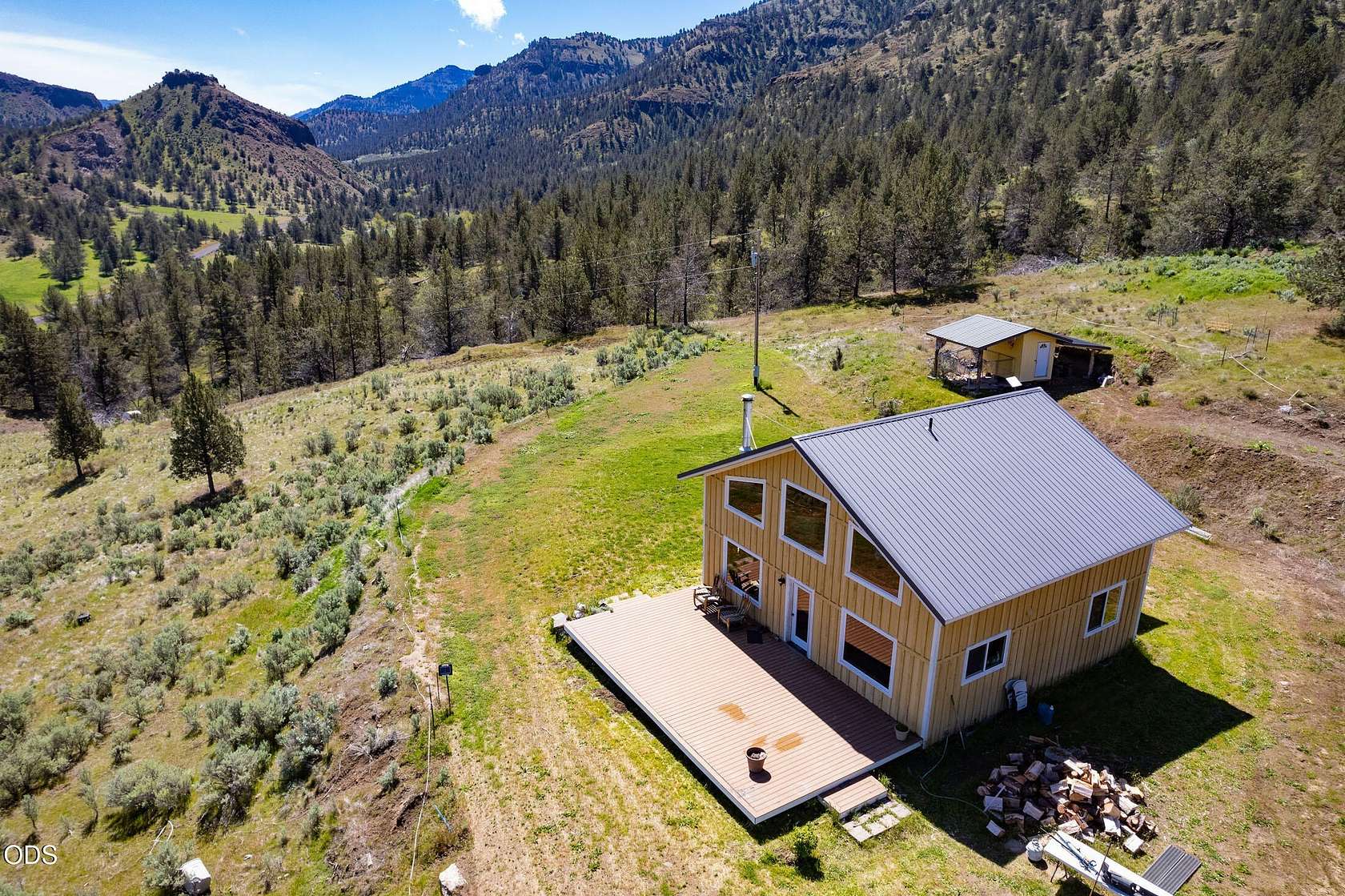 40.8 Acres of Land with Home for Sale in Kimberly, Oregon