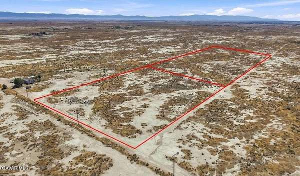 5 Acres of Residential Land for Sale in Rosamond, California