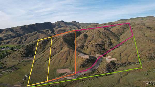 7 Acres of Land for Sale in Horseshoe Bend, Idaho