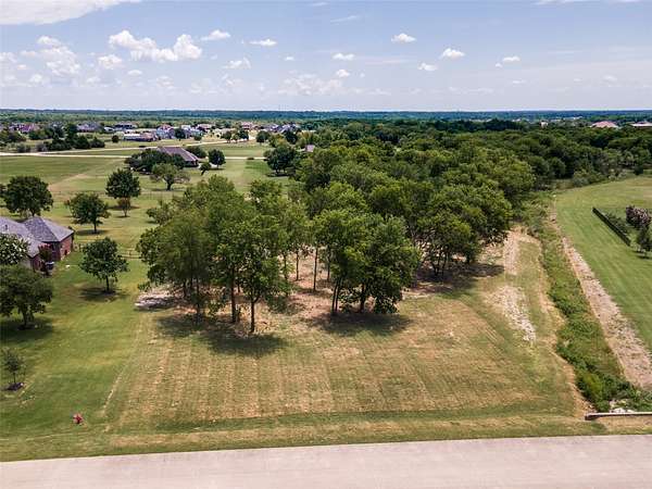 2 Acres of Residential Land for Sale in Royse City, Texas