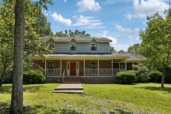 8 Acres of Land with Home for Sale in Murfreesboro, Tennessee