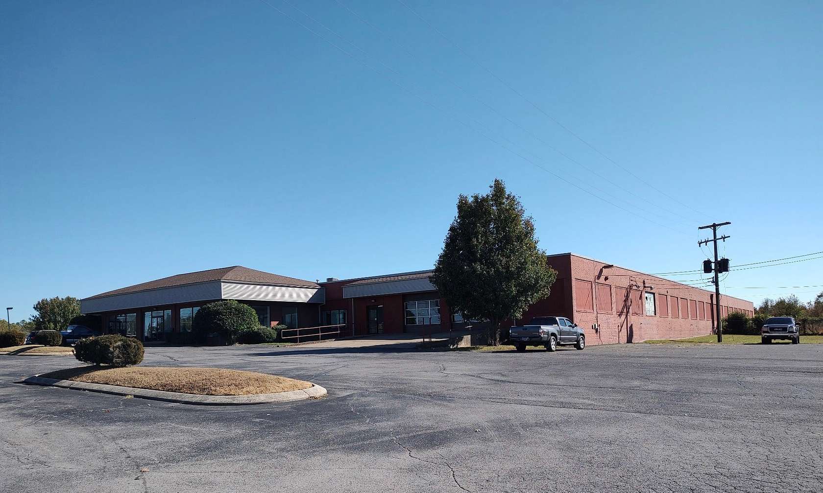 5 Acres of Improved Commercial Land for Sale in Shelbyville, Tennessee