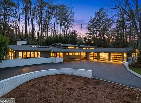2 Acres of Land with Home for Sale in Atlanta, Georgia