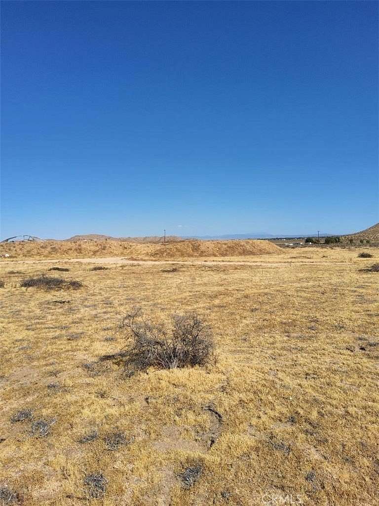 2.57 Acres of Residential Land for Sale in Palmdale, California