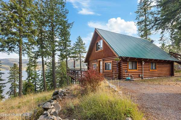 1.77 Acres of Land with Home for Sale in Bayview, Idaho