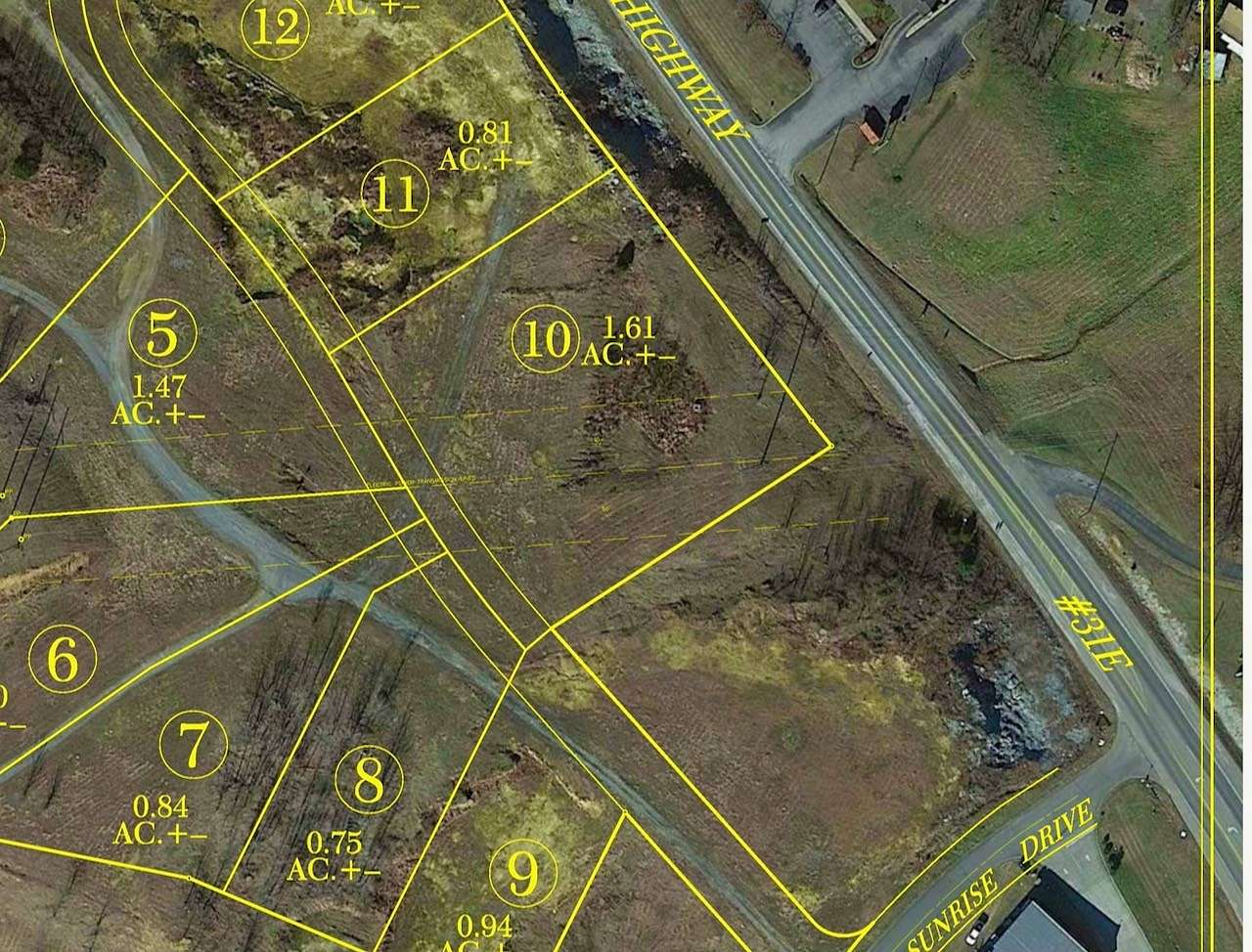 1.64 Acres of Commercial Land for Sale in Westmoreland, Tennessee