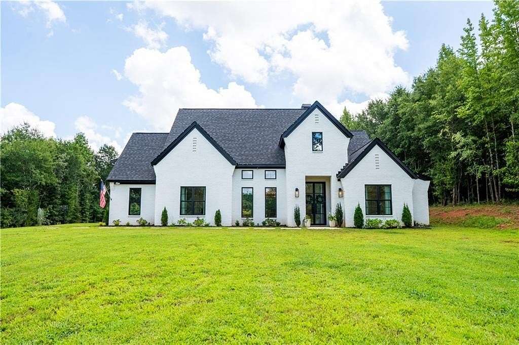 4.29 Acres of Land with Home for Sale in Maysville, Georgia