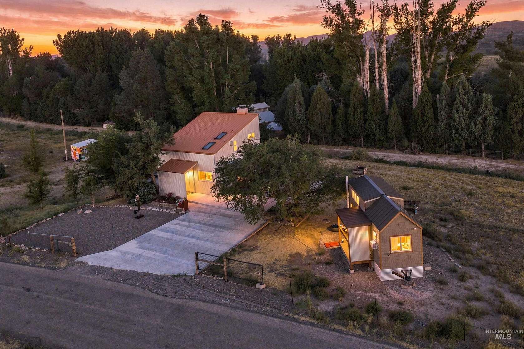 2.55 Acres of Land with Home for Sale in Bruneau, Idaho