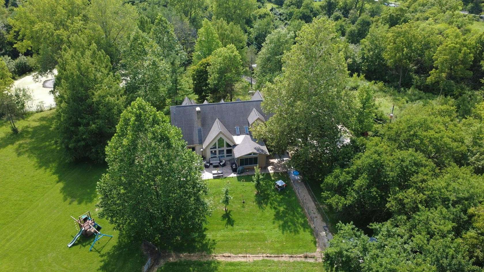 33 Acres of Improved Land for Sale in Galloway, Ohio