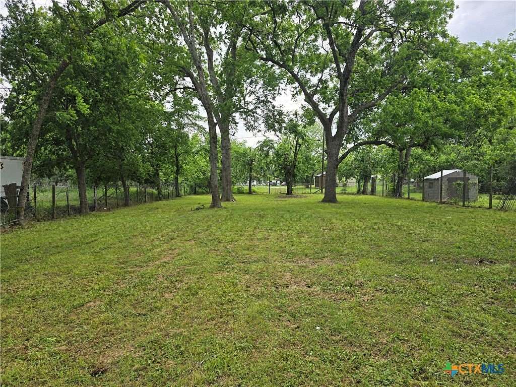 0.25 Acres of Residential Land for Sale in Marlin, Texas