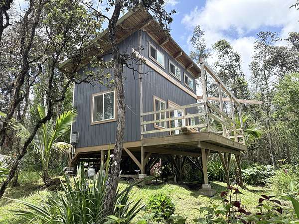 3 Acres of Land with Home for Sale in Mountain View, Hawaii