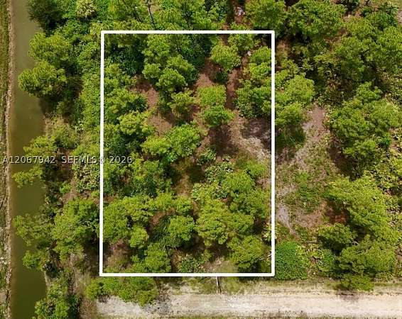 0.5 Acres of Residential Land for Sale in Lehigh Acres, Florida