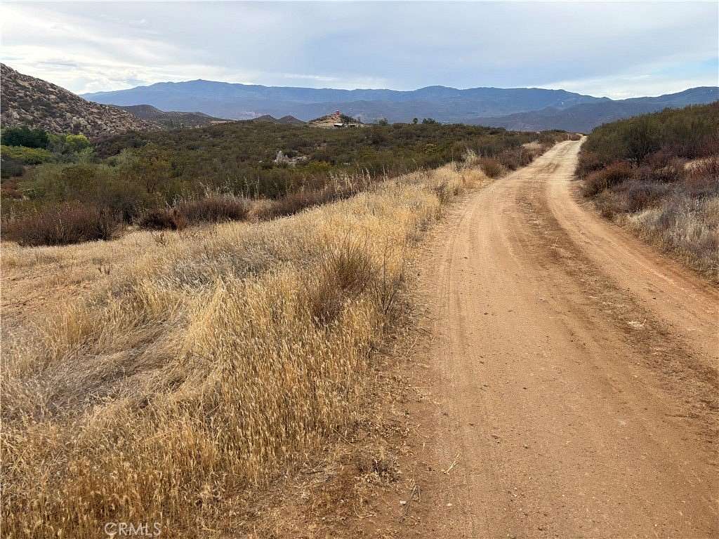 19.5 Acres of Land for Sale in Hemet, California