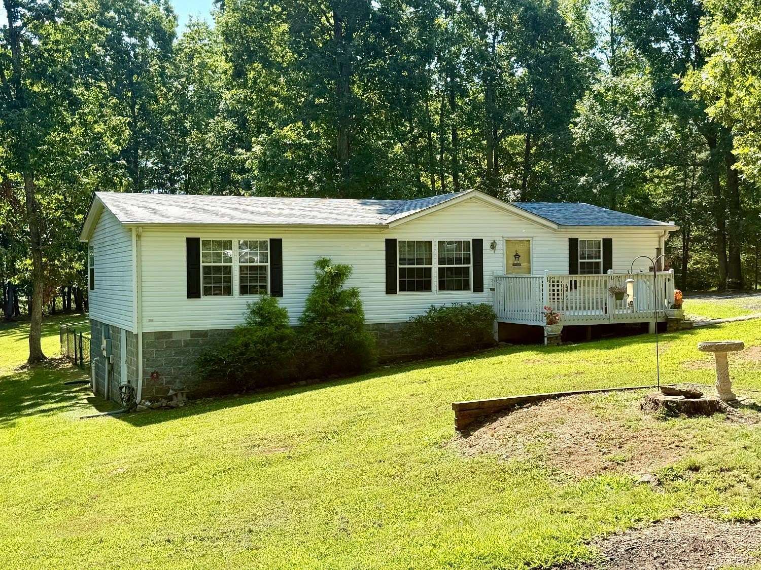 1.7 Acres of Land with Home for Sale in Concord, Virginia