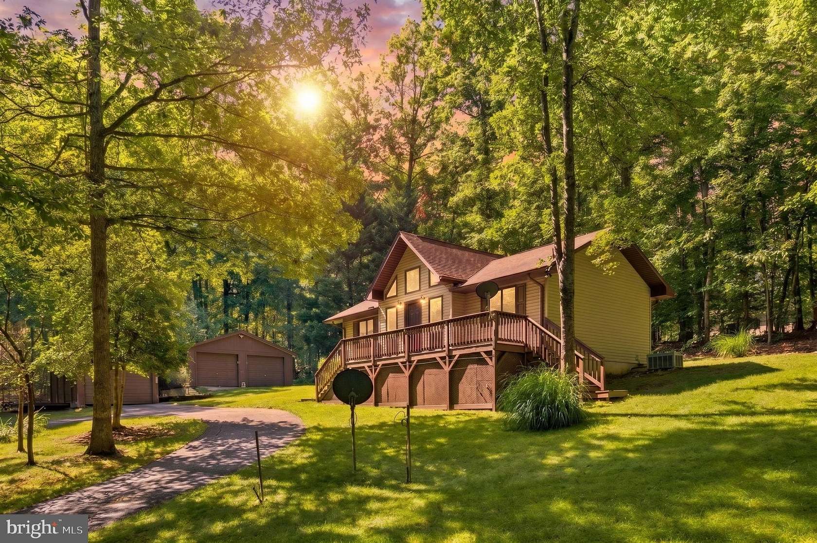 1.56 Acres of Land with Home for Sale in Mineral, Virginia