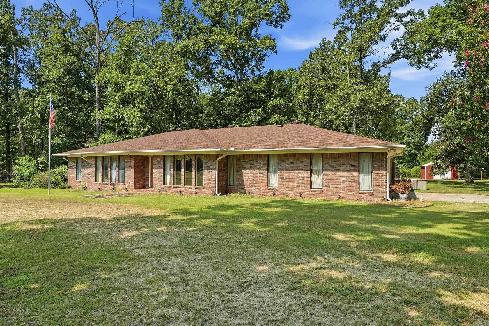 1.82 Acres of Land with Home for Sale in Pine Bluff, Arkansas