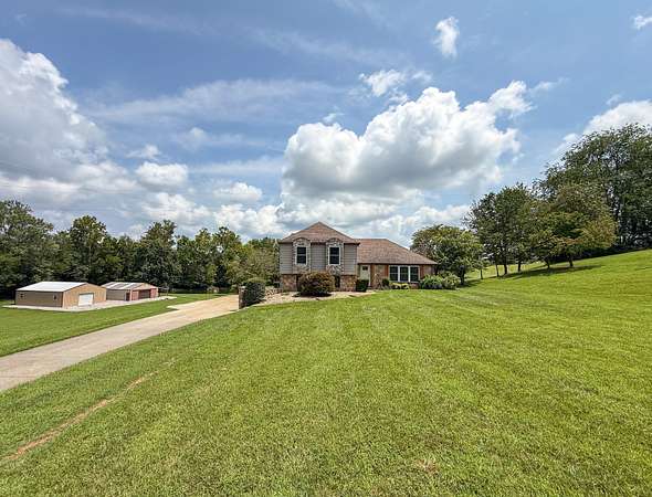 4.3 Acres of Land with Home for Sale in Somerset, Kentucky