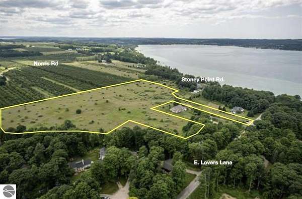 15 Acres of Land for Sale in Suttons Bay, Michigan
