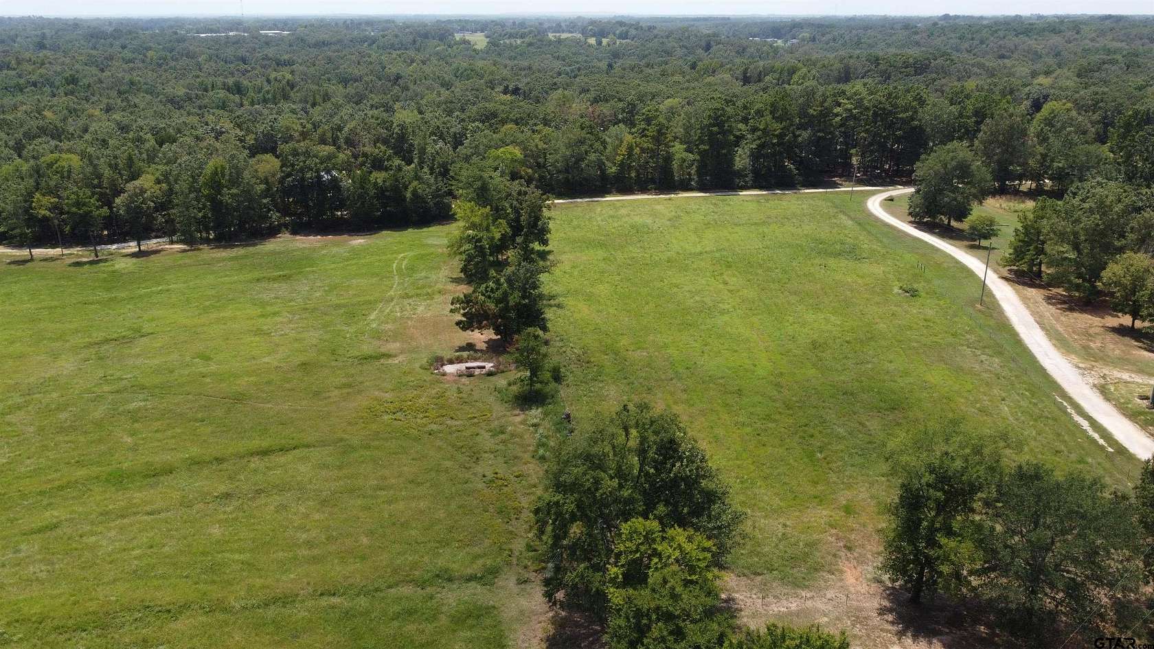 6 Acres of Land for Sale in Omaha, Texas