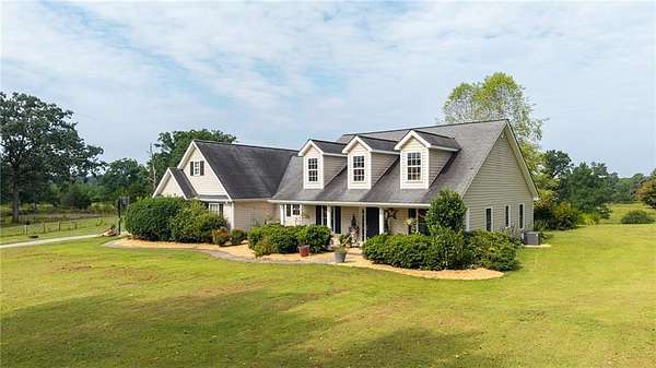 35.8 Acres of Land with Home for Sale in Crandall, Georgia